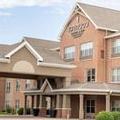 Exterior of Country Inn & Suites by Radisson, Green Bay East, WI