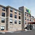 Exterior of Holiday Inn Express & Suites Clarion, an IHG Hotel