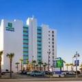Photo of Holiday Inn Express & Suites Oceanfront An Ihg Hotel