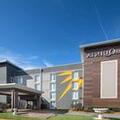 Image of La Quinta Inn & Suites by Wyndham Atlanta Airport South
