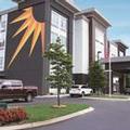 Image of La Quinta Inn & Suites by Wyndham Chattanooga - Lookout Mtn