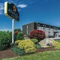 Image of La Quinta Inn & Suites by Wyndham Warwick Providence Airport