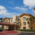 Exterior of La Quinta Inn by Wyndham Orlando Airport West