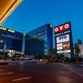Exterior of OYO Hotel and Casino Las Vegas