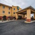 Image of Quality Inn Litchfield Route 66