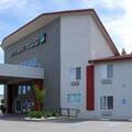 Exterior of Quality Inn & Suites Fresno Northwest