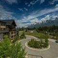 Exterior of Rundle Cliffs Lodge by Spring Creek Vacations