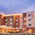 Exterior of Towneplace Suites by Marriott Dubuque Downtown