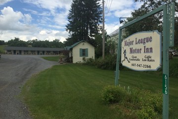 Major League Motor Inn
