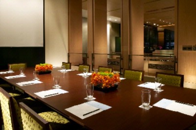 Photo of Lobby Meeting Room (Long)