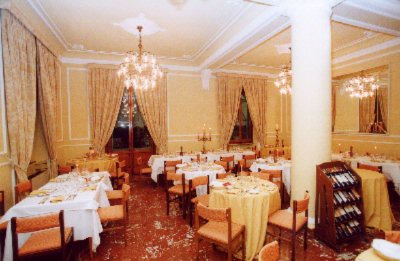 Photo of Dining room old
