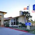 Image of Americas Best Value Inn & Suites Alvin Houston