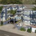 Exterior of Beachfront Inn and Suites at Dana Point