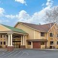 Exterior of Best Western Plus The Inn at Sharon / Foxboro