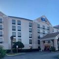 Photo of Comfort Inn & Suites Southwest Fwy at Westpark