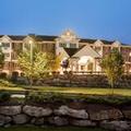 Exterior of Country Inn & Suites by Radisson, Manchester Airport, NH