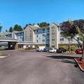 Image of Country Inn & Suites by Radisson, Portland International Airport,