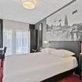 Photo of Crown Inn Hotel Eindhoven