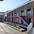 Photo of Econo Lodge Inn & Suites near Split Rock and Harmony Lake