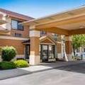 Exterior of Extended Stay America Suites Washington DC Chantilly Airport