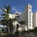 Exterior of Hampton Inn & Suites by Hilton Miami-Doral/Dolphin Mall