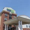 Exterior of Holiday Inn Express Hotel & Suites New Philadelphia An Ihg Hotel