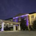 Photo of Holiday Inn Express Hotel & Suites Oxford, an IHG Hotel