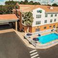 Exterior of Holiday Inn Express Hotel & Suites Tavares Leesburg An Ihg Hot