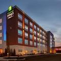 Exterior of Holiday Inn Express & Suites Cincinnati North Liberty Way An I