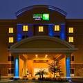 Image of Holiday Inn Express & Suites Largo
