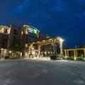 Image of Holiday Inn Express & Suites Richmond / Riverport