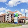 Exterior of Holiday Inn Express & Suites Shawnee, an IHG Hotel