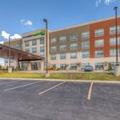 Image of Holiday Inn Express & Suites Tulsa Midtown, an IHG Hotel