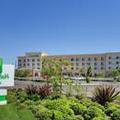 Image of Holiday Inn Hotel & Suites Bakersfield