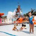 Image of Howard Johnson by Wyndham Anaheim Hotel & Water Playground