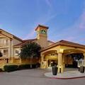 Photo of La Quinta Inn & Suites Dallas Dfw Airport North by Wyndham