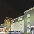 Exterior of La Quinta Inns & Suites Austin North Round Rock by Wyndham