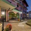 Image of La Villa, Sure Hotel Collection by Best Western