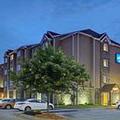 Exterior of Microtel Inn & Suites by Wyndham Cartersville