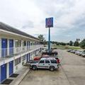 Exterior of Motel 6 Port Allen, LA - Baton Rouge