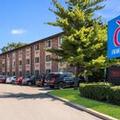 Exterior of Motel 6 Prospect Heights Il