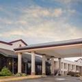 Exterior of Red Roof Inn & Suites Mt Holly - McGuire AFB