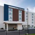 Exterior of Springhill Suites by Marriott Kansas City Northeast