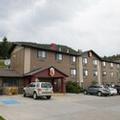 Exterior of Super 8 by Wyndham Williams Lake Bc