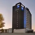 Exterior of Travelodge by Wyndham Hotel & Convention Centre Quebec City