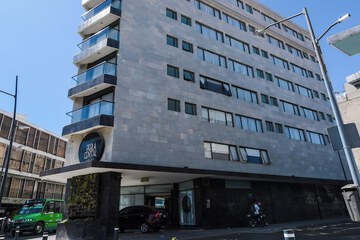 Perla Central Hotel