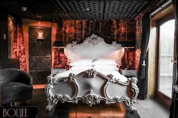 Crazy Bear Hotel-Stadhampton