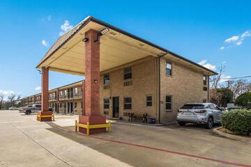 Motel 6 Dallas TX