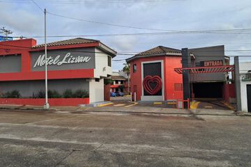 LIZVAN HOTEL MOTEL
