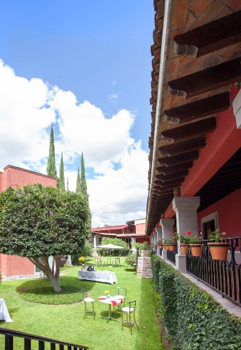 Photo of Jardín de Convenciones